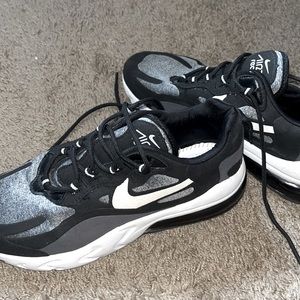 (Second Hand) Black/Gray Nike Air Max 270 React